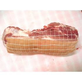 Rôti de porc épaule avec couenne +/- 2 kg